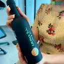Set-de-vino-lujo-foto-real (1).webp