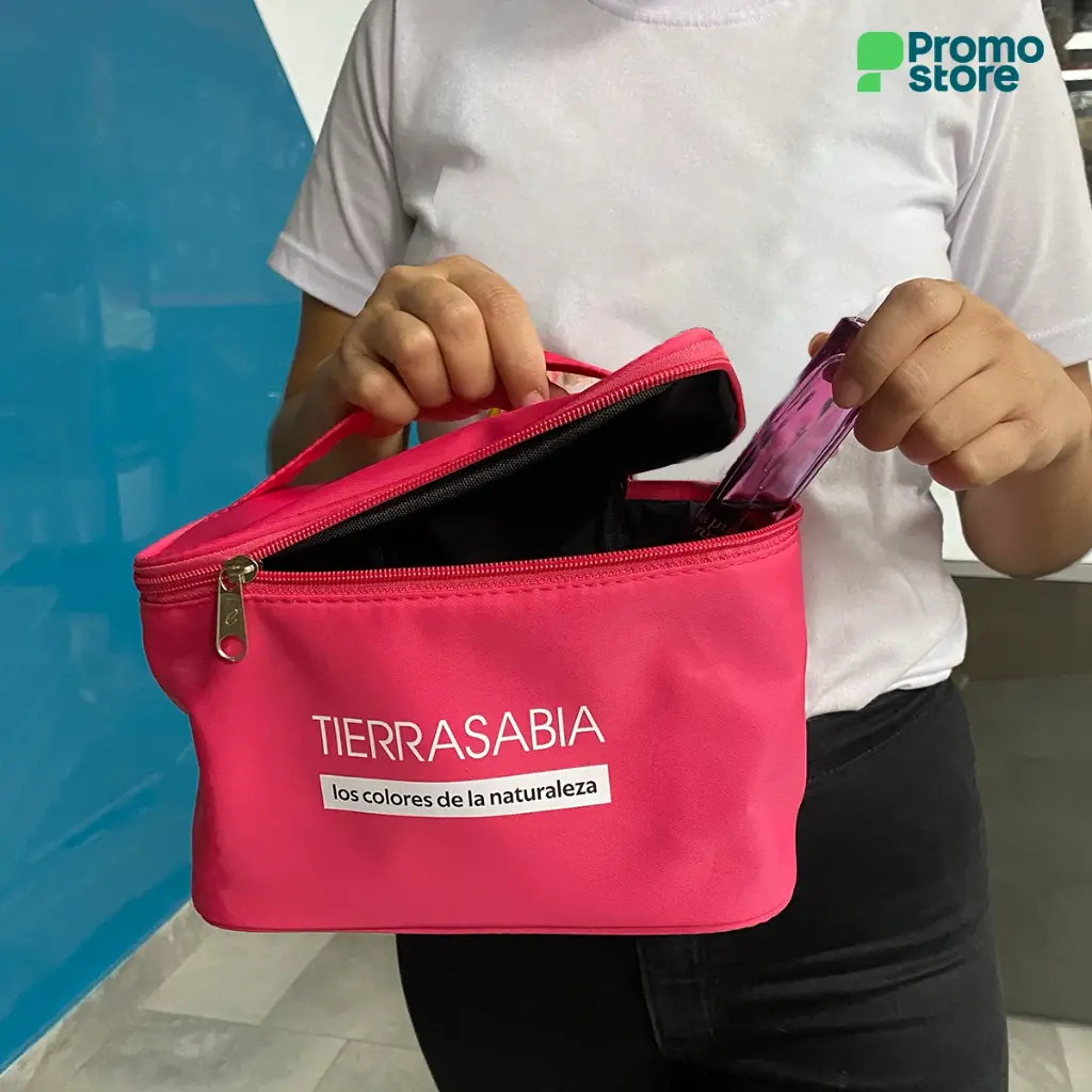 Cosmetiquera-super-premium-foto-real1-.webp