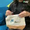 PT1687-Cosmetiquera-de-lienzo-corcho-foto-real1.webp