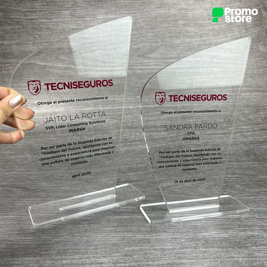 Placa-de-reconocimiento.webp