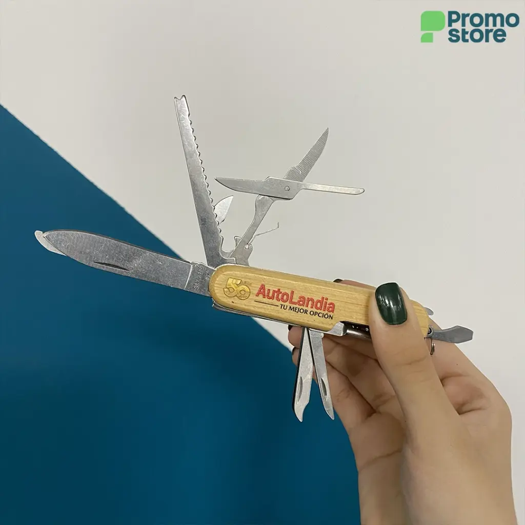 Navaja-multitools-foto-real.webp