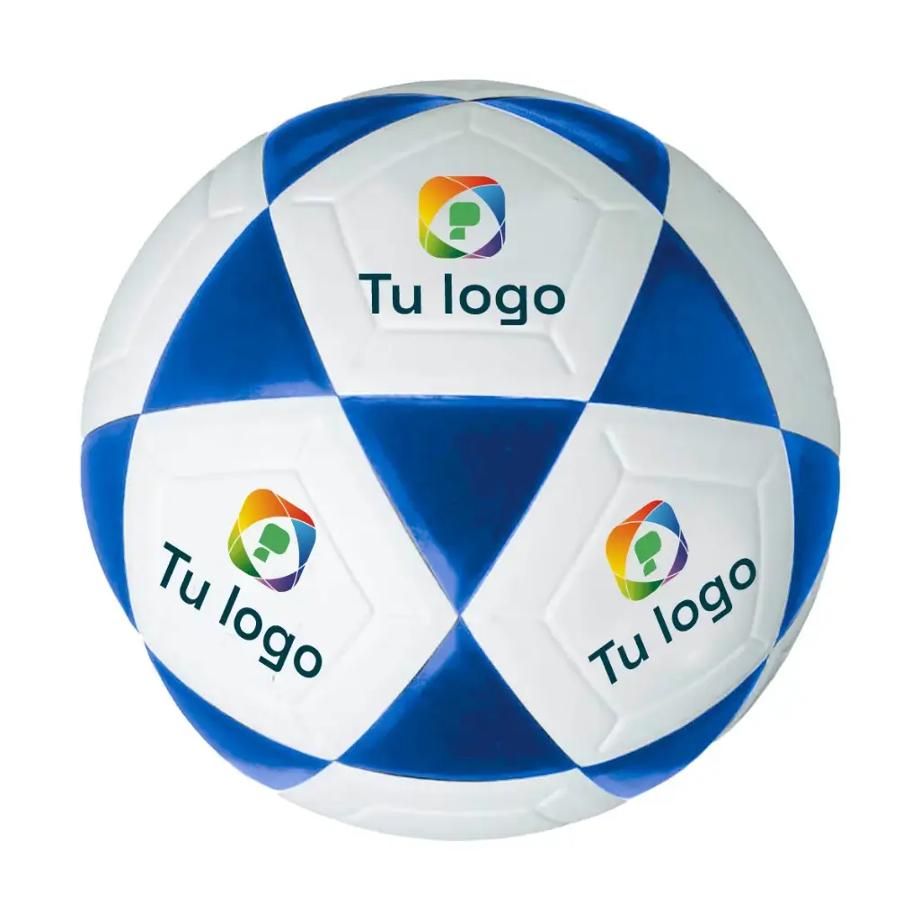 Balón de fútbol con logo